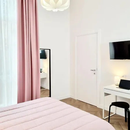 Nocleg ze śniadaniem Glamour By Accomodo 4*