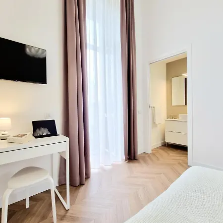 Glamour By Accomodo 4* קליארי