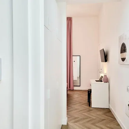 Glamour By Accomodo Кальяри