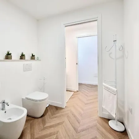 Alojamento de Acomodação e Pequeno-almoço Glamour Cagliari