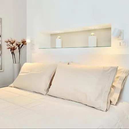 Glamour By Accomodo Nocleg ze śniadaniem 4*