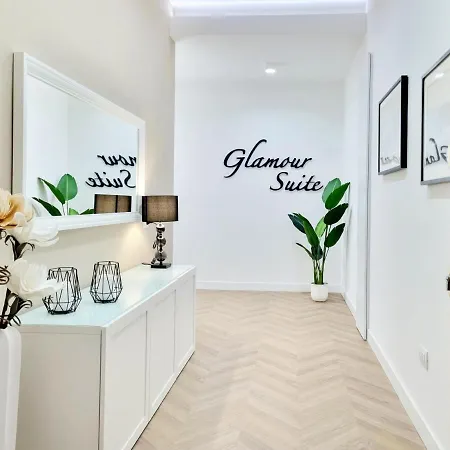 Glamour By Accomodo 4*